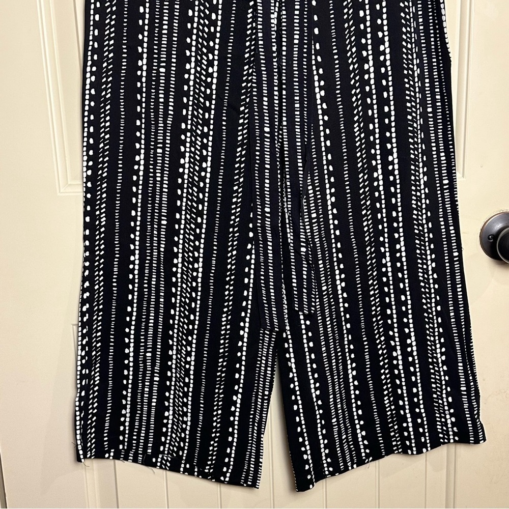 Cupcakes and Cashmere Melena Dotted Stripe Crop Pants Size M EUC - Picture 6 of 15